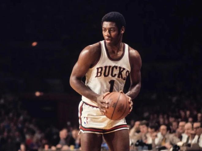 们防守转攻 们防守转攻