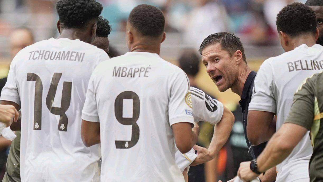 地融入球队 地融入球队