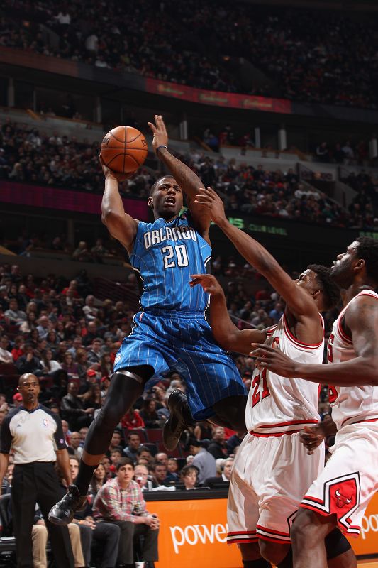 了从后卫到 了从后卫到