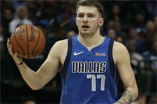 俱乐部的引 俱乐部的引